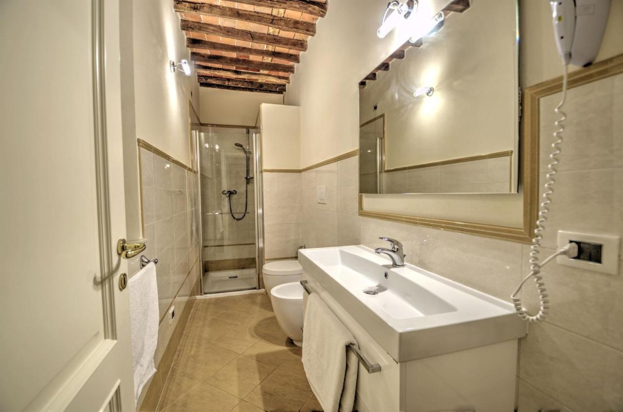 Lucca Cycling Holidays Il Tiglio Rooms SantʼAndrea di Compito Exteriér fotografie